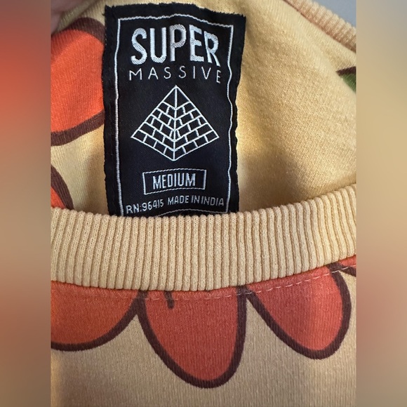 Floral‎ Yellow and Orange Sweatshirt Super Massive Retro Size Medium - Picture 4 of 7
